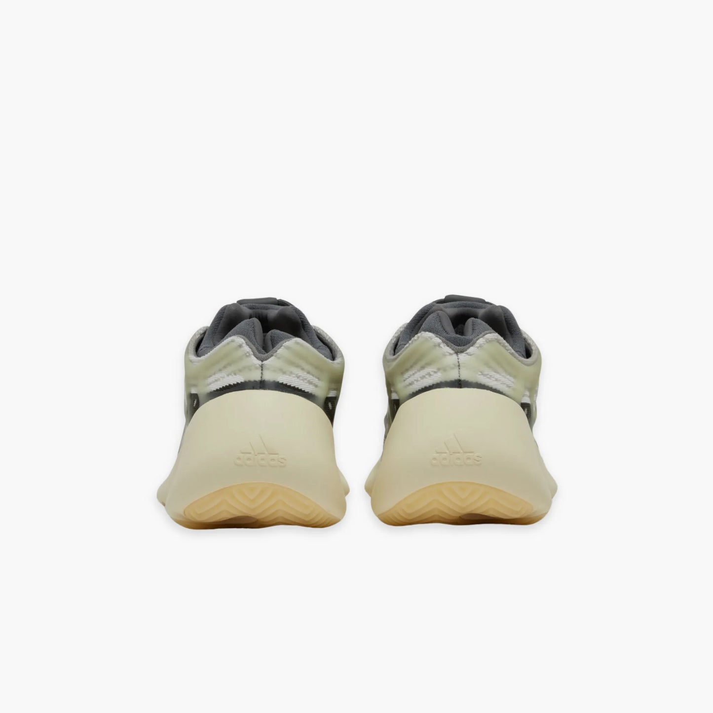 YZY 700 V3 'FADE SALT'
