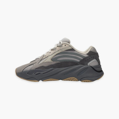 YZY 700 'TEPHRA'