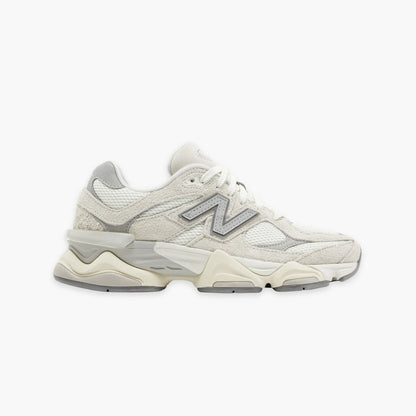 NB 9060 'MOONBEAM'