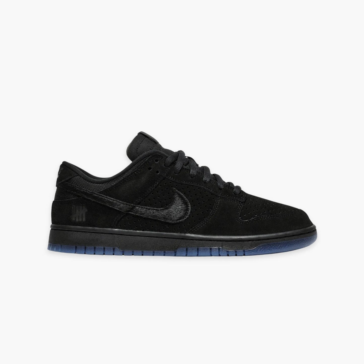 DUNK 'UNDEFEATED'