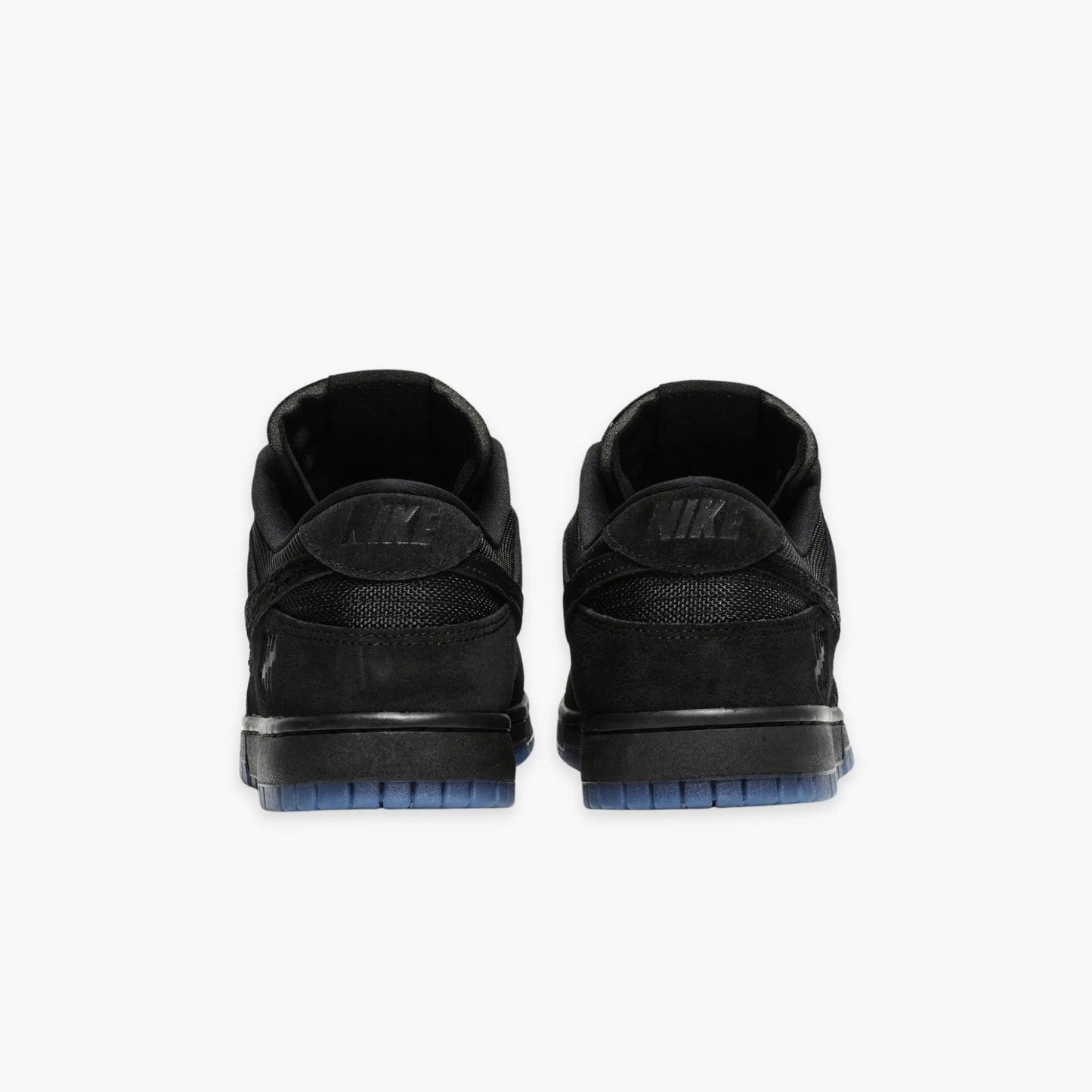 DUNK 'UNDEFEATED'