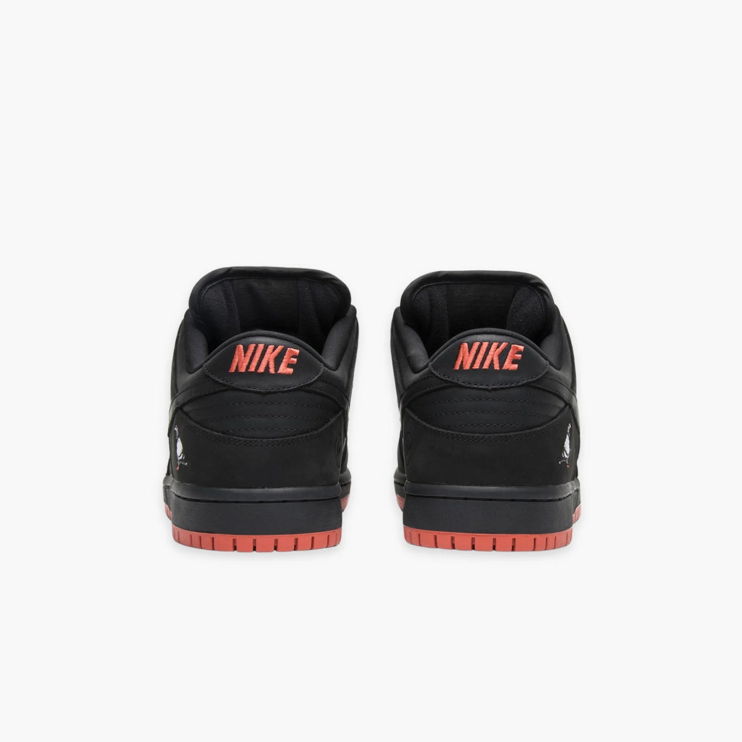 DUNK 'BLACK PIGEON'